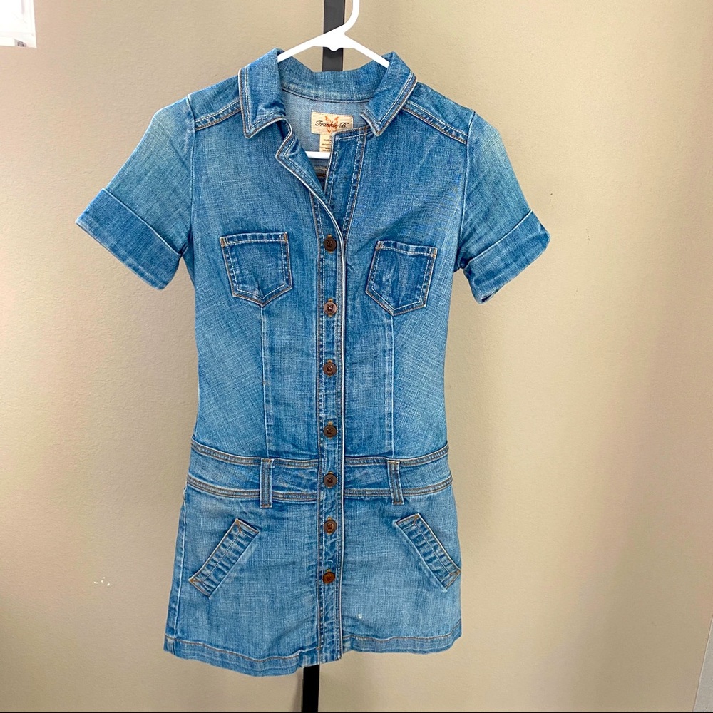 Frankie B. light blue denim mini dress with pockets and button down